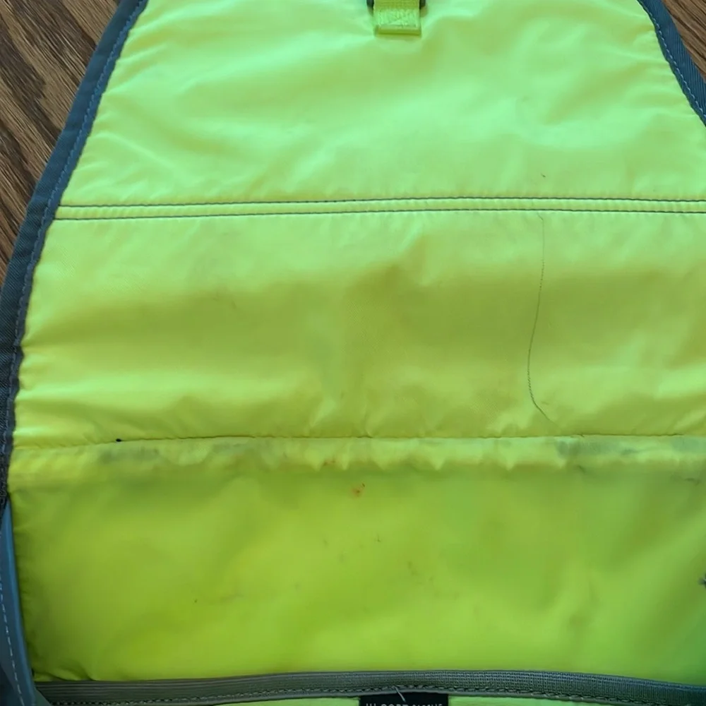 Under Armour Back Pack - Picture 4 of 4